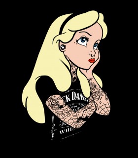 Camiseta Punk Alicia en el Pais de las Maravillas tatuajes